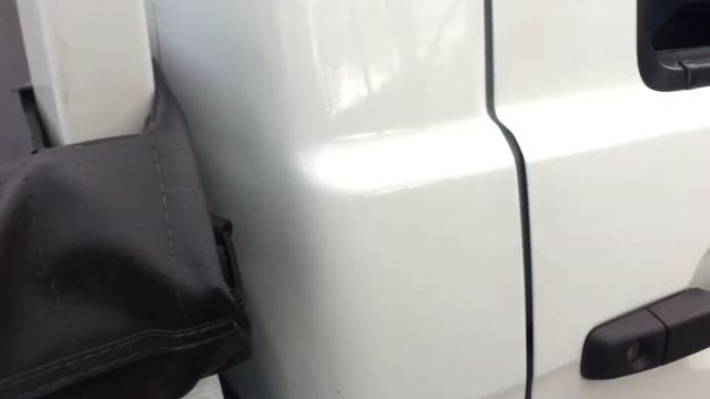 Isuzu D-Max 1.9 D Single Cab смотреть онлайн