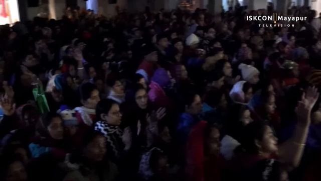 Mangal Arati Sri Dham Mayapur - January 13, 2024 смотреть онлайн