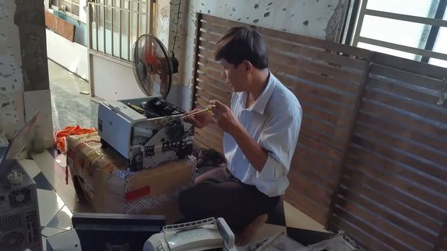 THÁO, LẮP, SỬA CHỮA MÁY IN HP 2035N KẸT GIẤY смотреть онлайн