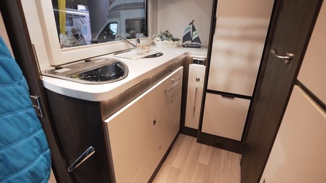 NUR 5,90m! Bester Wohnmobil Grundriss Benimar Tessoro 481 смотреть онлайн
