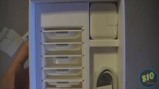 Apple Universal Dock 2011 Unboxing смотреть онлайн