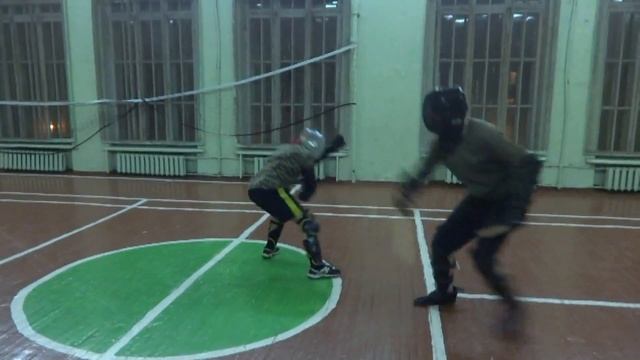 Финт и удар в бедро. Feint and strike to the hip. смотреть онлайн