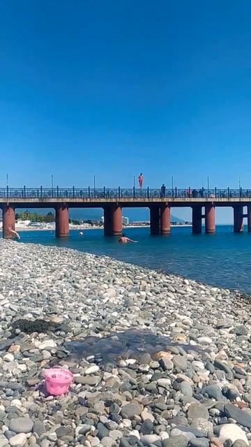 сочи - адлер - сириус - парень прыгнул с пирса - май 2022 смотреть онлайн