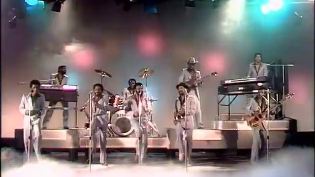 Kool & The Gang - Celebration (Official Music Video) смотреть онлайн
