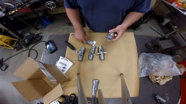 Swing Out Door Bar Kit (Rhodes Race Cars) - Show & Tell 004 смотреть онлайн