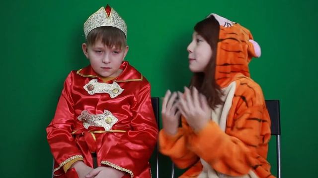 CHUBBY BUNNY CHALLENGE / Вызов Пухлый Кролик смотреть онлайн