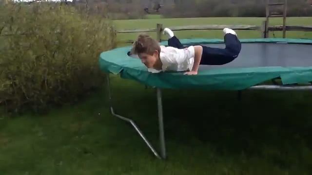 Trampoline fail (for you've been framed) смотреть онлайн