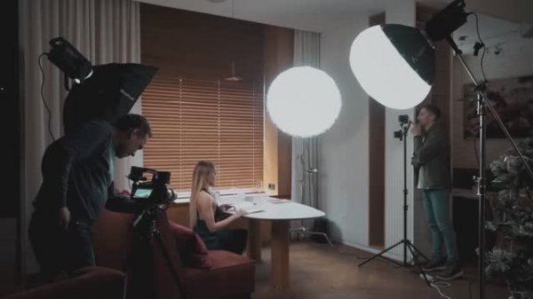 Бэкстейдж:  "MainWain"