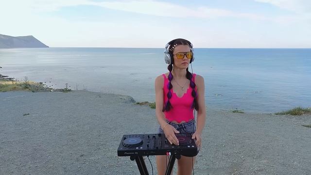 Tasha Storm (Furtuna) [ Vocal Progressive House & Melodic Techno ] - Sunrise Summer Live DJ Mix 01 смотреть онлайн
