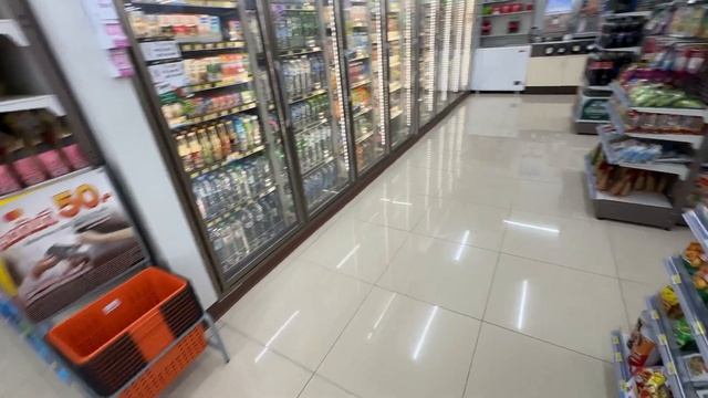 Обзор магазина Севен Элевен 7/11 в Паттайе. Где купить в Таиланде всё круглосуточно и дешево поест смотреть онлайн