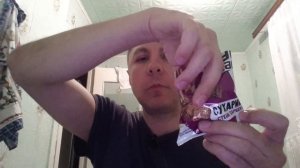 АСМР ИТИНГ. КУШАЮ СУХАРИКИ СО ВКУСОМ СТЕЙКА БАРБЕКЮ. ASMR