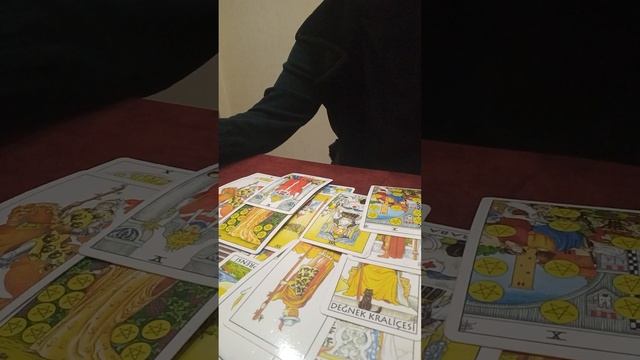 Причины разрыва? Есть ли шанс наладить, вернуть отношения? Как видит мужчина ситуацию? Таро. смотреть онлайн