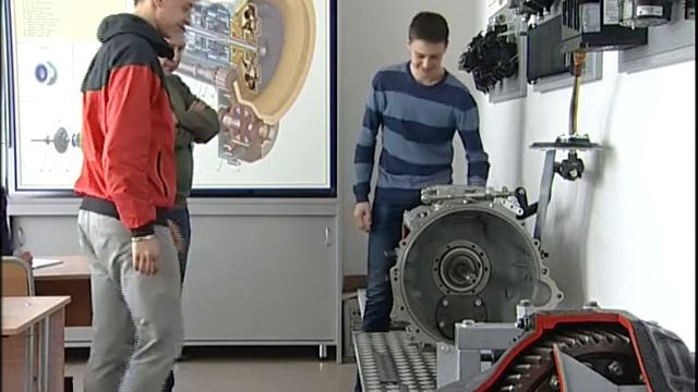 ТВ программа Я б в рабочие пошел АВТОМЕХАНИК эфир от 21 02 15 смотреть онлайн