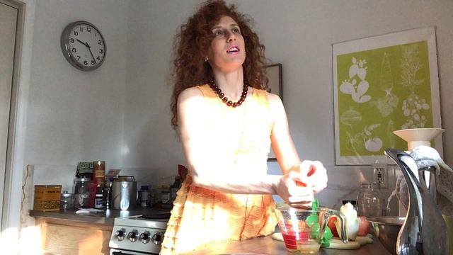 Theeeee Tessy Juice Show!-Spiced Apple Juice 🍎 🧃 смотреть онлайн