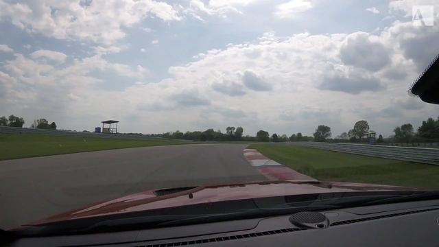 Pro Racer’s Take: 2018 Jeep Grand Cherokee Trackhawk смотреть онлайн