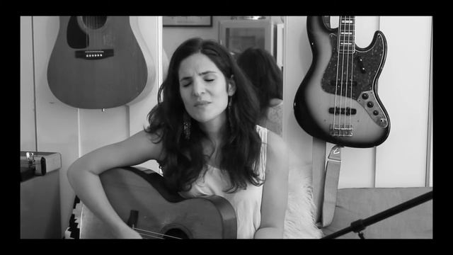 Adrienne Shamszad - When I'm Tired смотреть онлайн