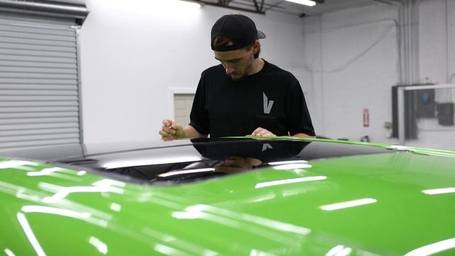 Lamborghini Urus S in Verde Mantis | Full Wrap | XPEL's Ultimate Plus PPF | Veloce Autoworks | 4K смотреть онлайн