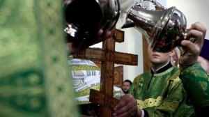 Кресту Твоему поклоняемся, Владыко, и Святое Воскресение Твое славим.