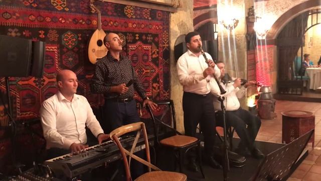 Vugar Guliyev canli ifa restoran mangal tel +994 55 783 88 22... смотреть онлайн