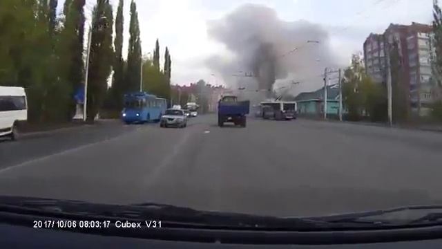 Горит троллейбус в Стерлитамаке смотреть онлайн