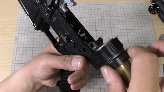 MGCモデルガン【XM177E2】分解と組立て！メンテのお供、中古購入や取扱説明書紛失時の補完などに！PlasticModel смотреть онлайн