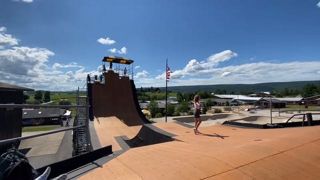 Raymond Warner Emily Anahata huge mega ramp backflip stunt смотреть онлайн