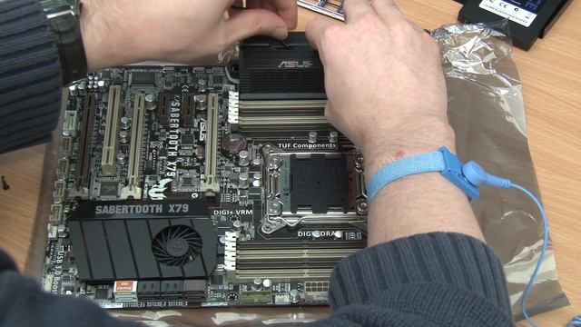 Installation Of The 40mm Fan On The ASUS Sabertooth X79 Motherboard LGA2011