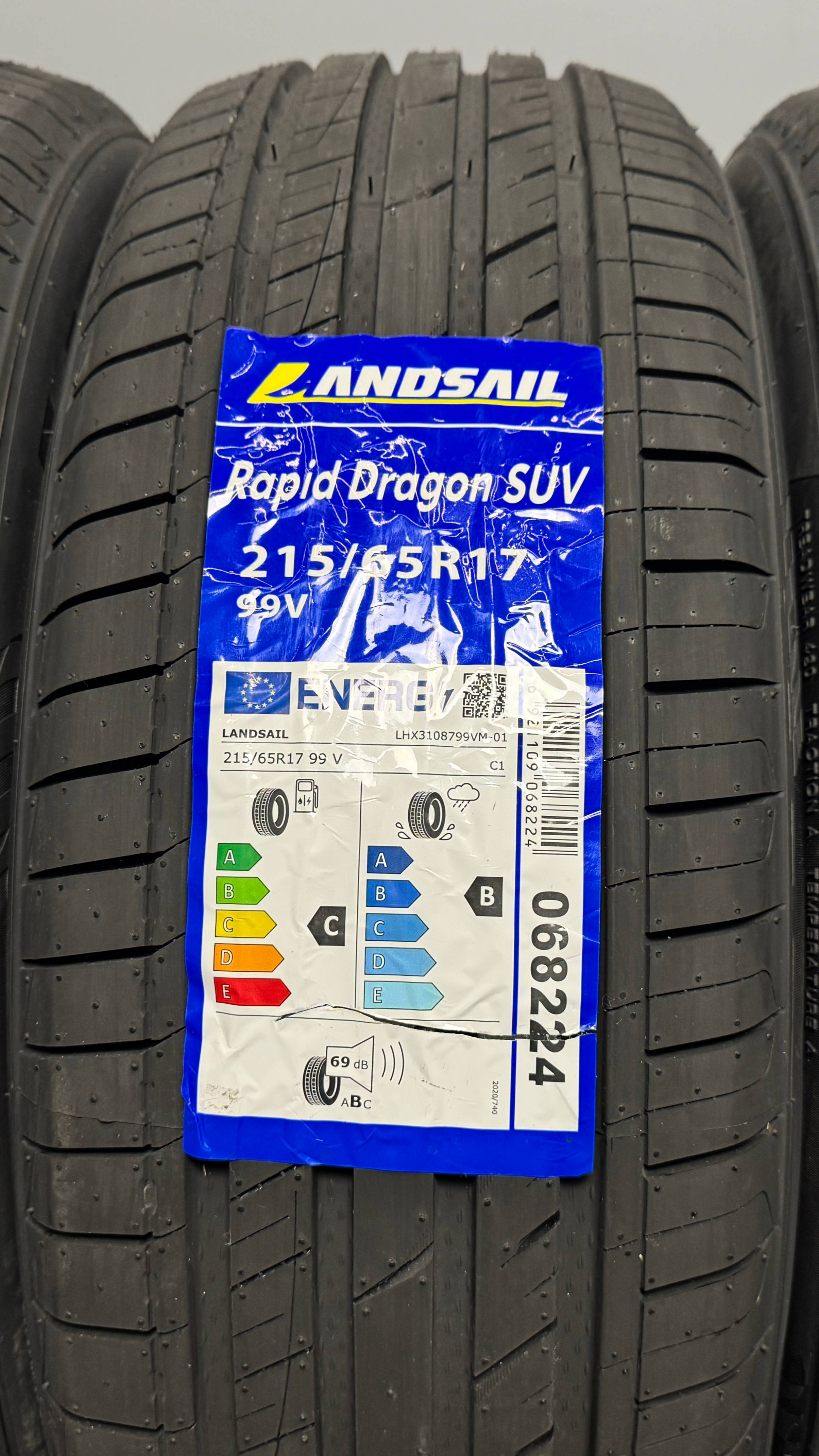 RapidDragon SUV