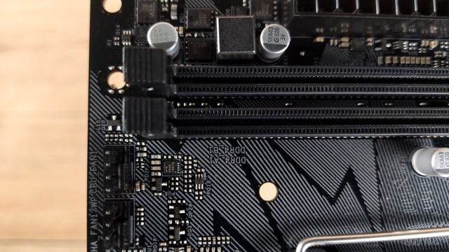 ASRock H410M-HVS Motherboard Unboxing and Overview смотреть онлайн