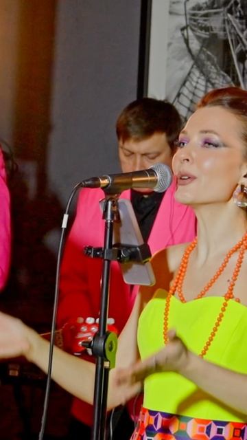 Стиляги из Москвы Оттепель - Кавер группа смотреть онлайн