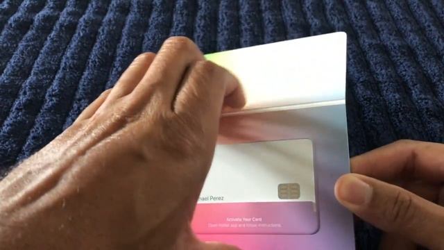 Apple Card- |Unboxing| Powered by "Goldman Sachs" смотреть онлайн