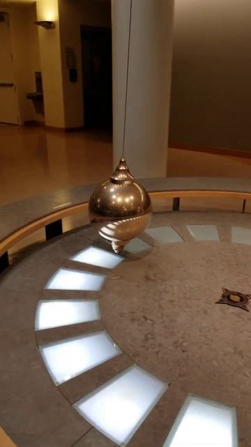 conical pendulum смотреть онлайн