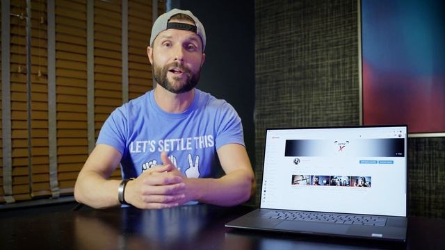 DELL’s 17” XPS - A Creator’s Laptop смотреть онлайн