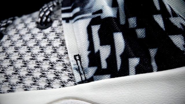 Nike Kyrie 2 vs Nike Hyperrev 2016! смотреть онлайн