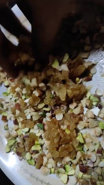 Energy Dry fruits Chikki😋 #shorts смотреть онлайн