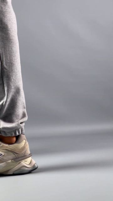 Мужские замшевые кроссовки New Balance 9060 Beige, мужские кеды Нью Беленс бежевые А1849 смотреть онлайн