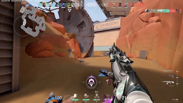 This is why I play YORU смотреть онлайн