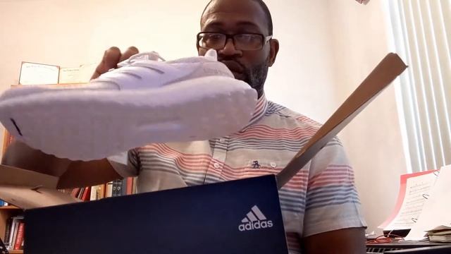 adidas UltraBoost DNA FW4904 смотреть онлайн
