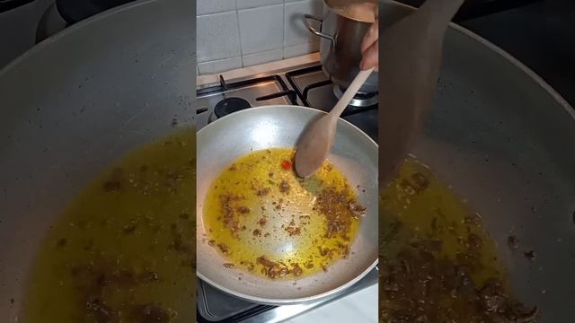 Acciughe, Aglio, Olio e... Boom смотреть онлайн