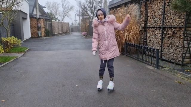 Ролики - кроссовки. Roller Skates - Sneakers