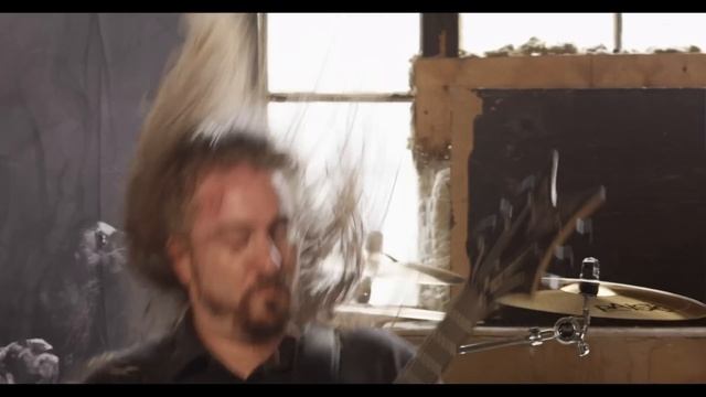 KATAKLYSM - The Black Sheep (OFFICIAL VIDEO) смотреть онлайн