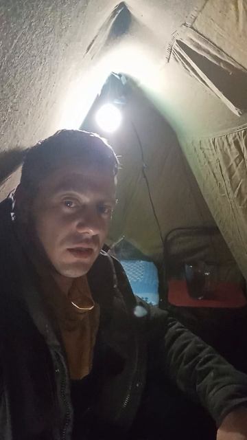 Житуха в палатке... смотреть онлайн