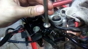 Что делать, если не прокачивается тормоз на мотоцикле (HONDA XR)