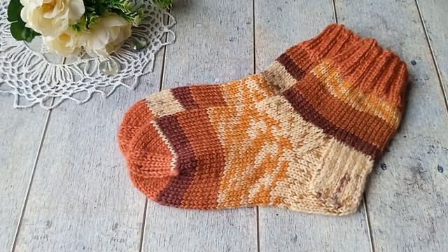 "Носочная коробочка -5 🎁🧦с Еленой Велиной. Отчет. Апрель смотреть онлайн