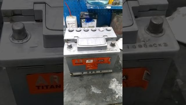 Зарядка осыпаного АКБ! смотреть онлайн