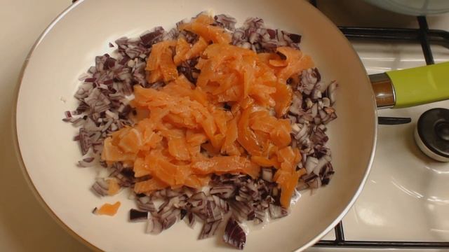 Makaron z Łososiem w Sosie Śmietanowym | Tagliatelle z Łososiem смотреть онлайн