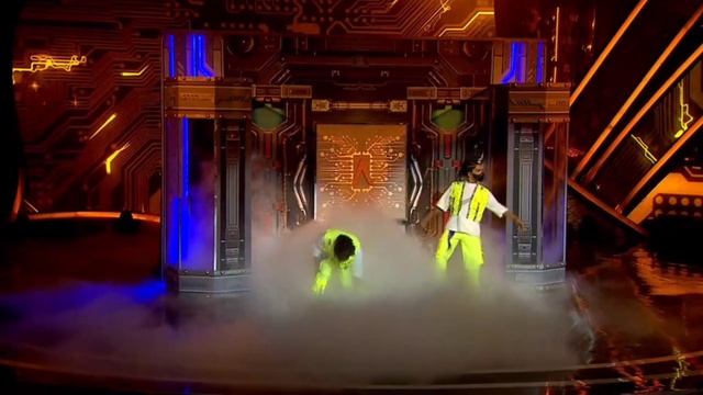 NEW || Steve And Raktim Frist Performance In India's Best Dancer Season 4 Grand Premiere Episode