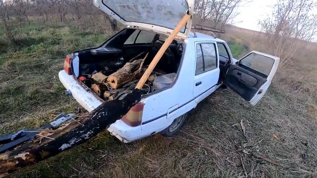 ||ДЕНЬ 627|| Нужна подзарядка для аккумулятора по мощнее. Привёз прицеп дров. Съездил в Запорожье. смотреть онлайн