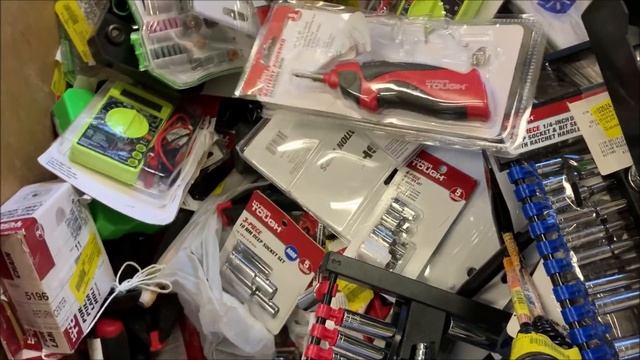 I Bought a Pallet of WMT Customer Returned Tools смотреть онлайн