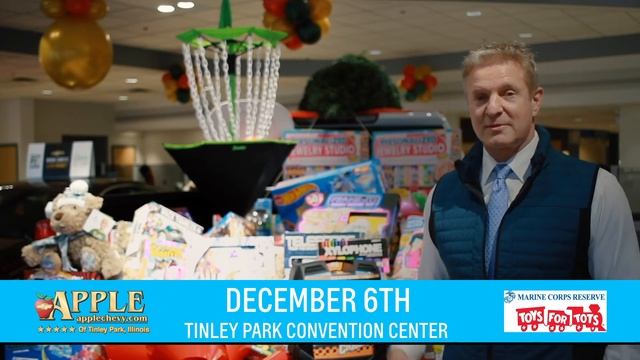 Support Toys for Tots at Apple Chevrolet смотреть онлайн
